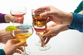 酸奶、醋、蜂蜜水，这些解酒偏方真的有效吗？图片