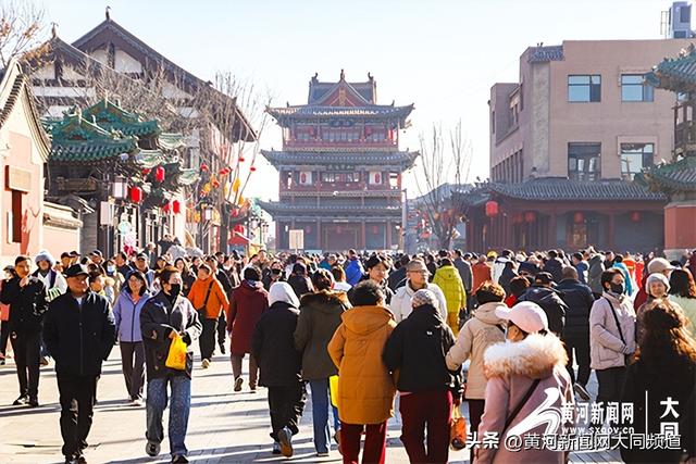 正月初八游八仙 古城大同闹新春