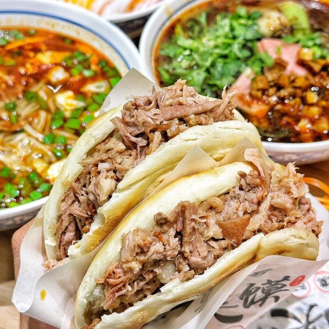 舌尖上的中国：十大美食之都的饕餮之旅