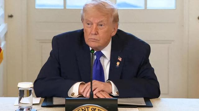 最后通牒已下	，特朗普点名中俄，丹麦通告全球：禁止中国上岛投资