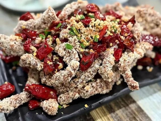 周末就冲！成都出发40min直达浪漫小城，喂海鸥逛古寺！