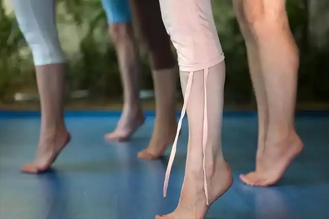 “踮脚尖”立大功？调查发现：每天踮脚10分钟，或能收获5大好处