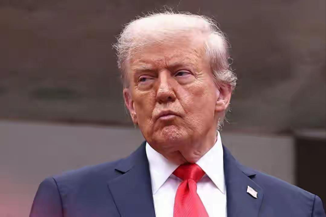 不许中国一家独大，特朗普联合8国在白宫签字，要废中国王牌