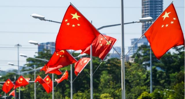 马克龙访华，有大事相求，日本对法国下指令，不许邀中方参加G7