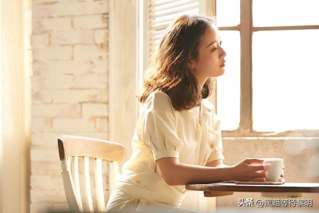 全世界告诉女人和男人结婚要有房有车，唯独没有告诉女人这些