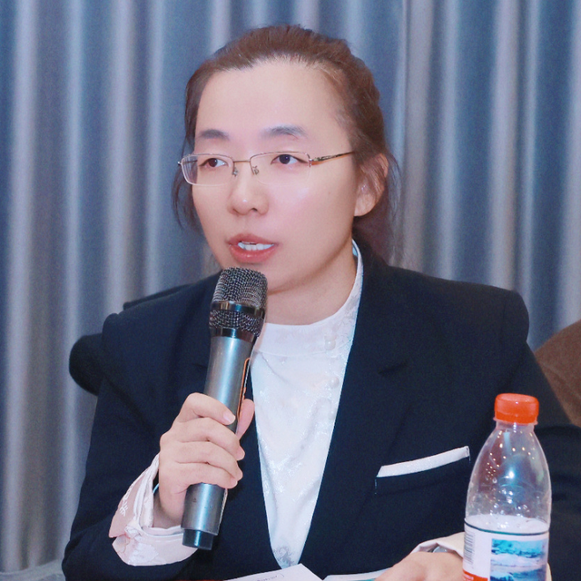 桐昆·中国纤维流行趋势2025/2026总结会在京举行