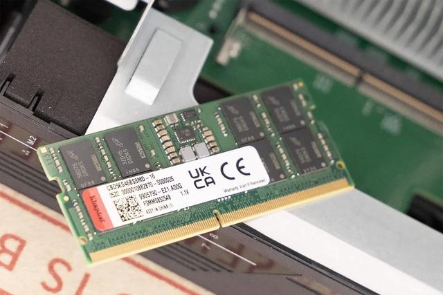 威联通2025新品Qu805首测：8盘位 + N355 + 16GB，性能与性价比全有了