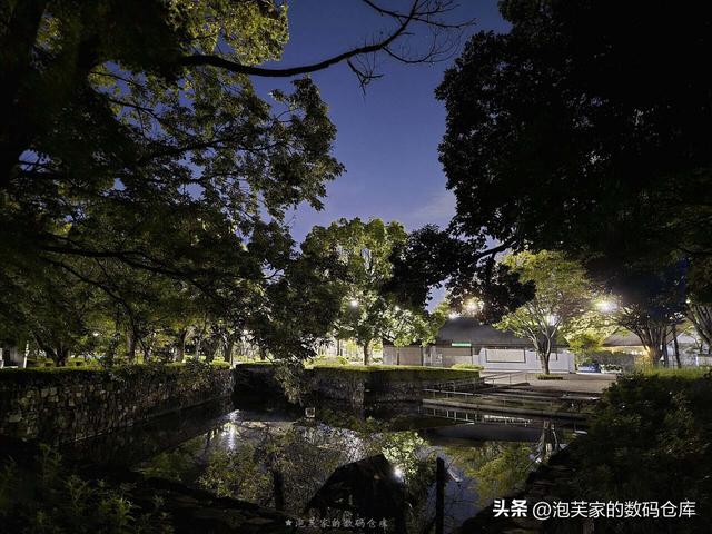 非凡价格 非凡体验 华为Mate XT体验 2万块和Z Fold6打的有来有回