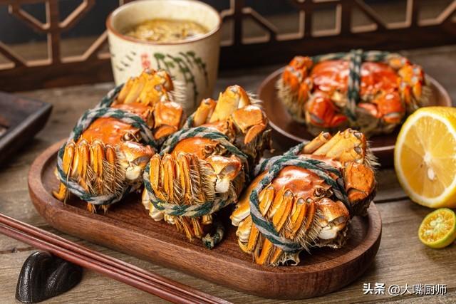 蒸螃蟹，多长时间能熟？掌握3个时间点，螃蟹不流黄，不掉腿！