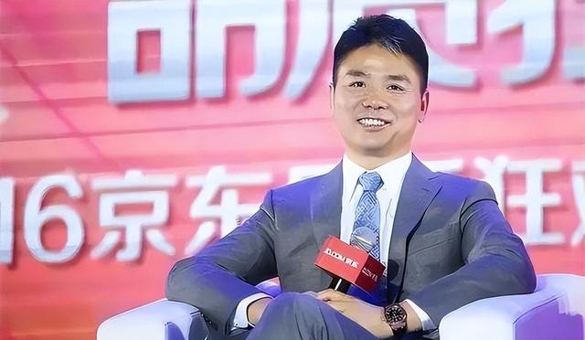 京东集团收入差距断崖：21年9516亿，22年10462亿，24年令人意外