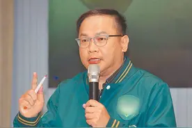 王义川惹监控风波后扬言退通告，蓝议员揭：他怕被民进党丢包图片