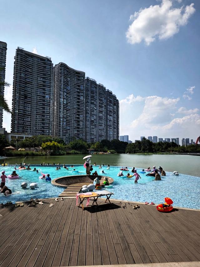 成都又一湿地公园走红！人少景美堪称 “台湾小垦丁”，门票全免费