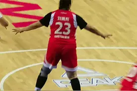 终于生涯首秀！9分钟就得14分了！难怪日本女篮见到你就害怕图片