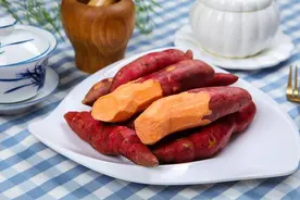 挑红薯时，买长的还是短的？很多人傻傻不清楚，亏钱又不好吃图片