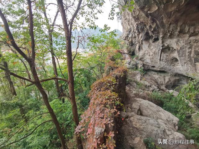 寻找一个最为艰难的躲匪洞，我难到达，土匪也难以到达