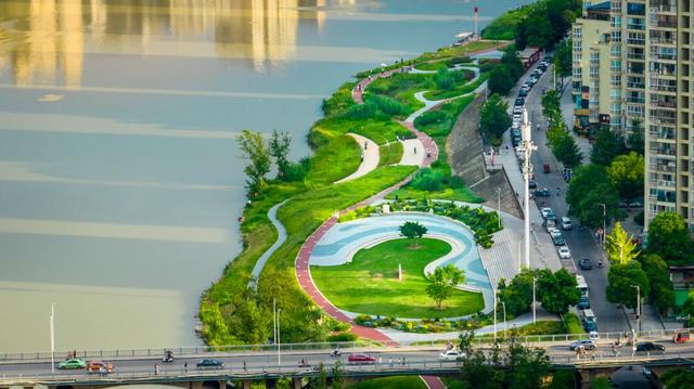 山区转身向水 巴州文旅破局新生