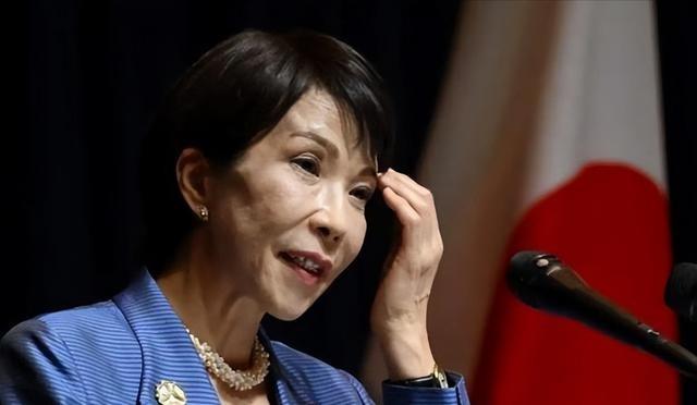 禁令生效，中方对日称呼已变，日本右翼调转枪口，对准高市早苗