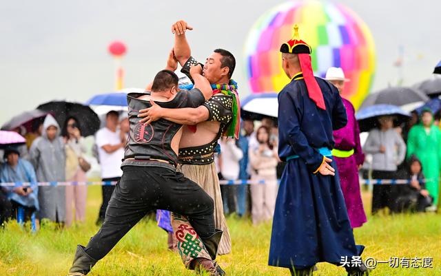 把千年故事泡进了奶茶里，那达慕告诉你：草原从不止有骏马！