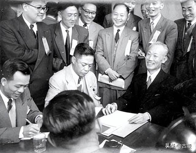 蒋介石败逃台湾之前，谁在掌管台湾	，为啥老蒋一去他要拱手奉上？