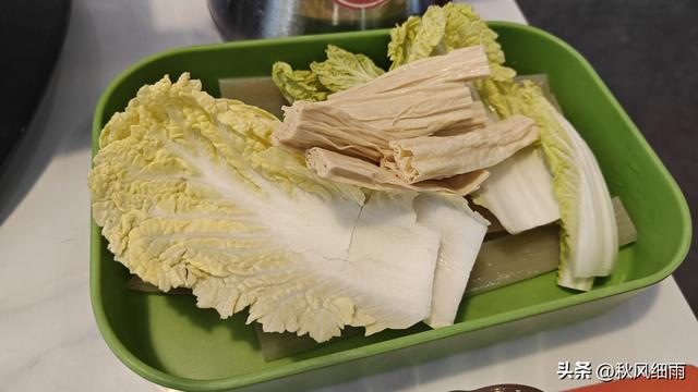 自驾浙江衢州第三天，枫岭关打卡三省界碑，江郎山爬到腿抽筋