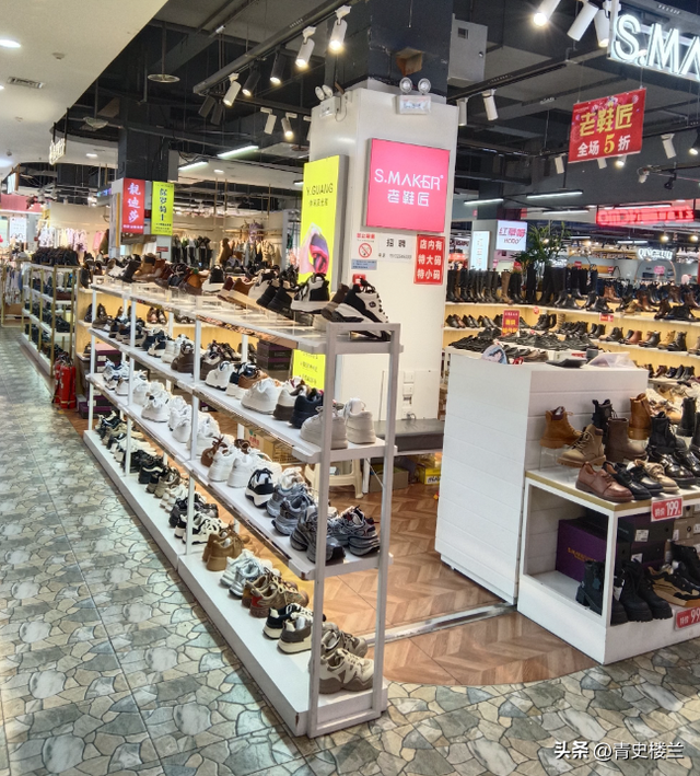 又一巨头倒下！疯狂关店11万家，为什么我们都不愿意逛商场了？