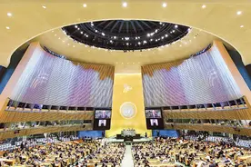 让多边主义火炬照亮人类前行之路图片