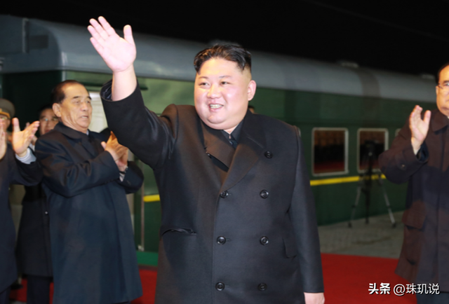 俄媒曝重磅消息，陪同金正恩访华的，还有个足以决定朝鲜走向的人