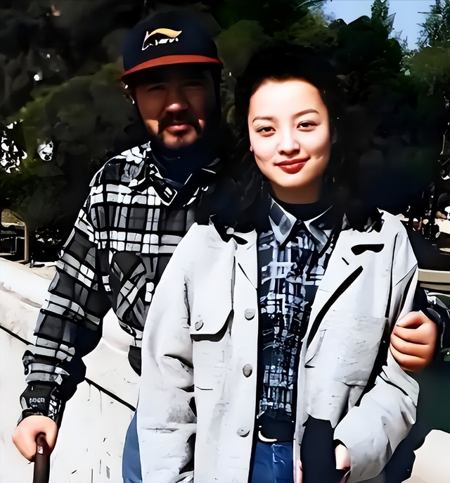 牡丹花下死！74岁张纪中爷孙恋翻车，年仅1岁的女儿承受"代价"