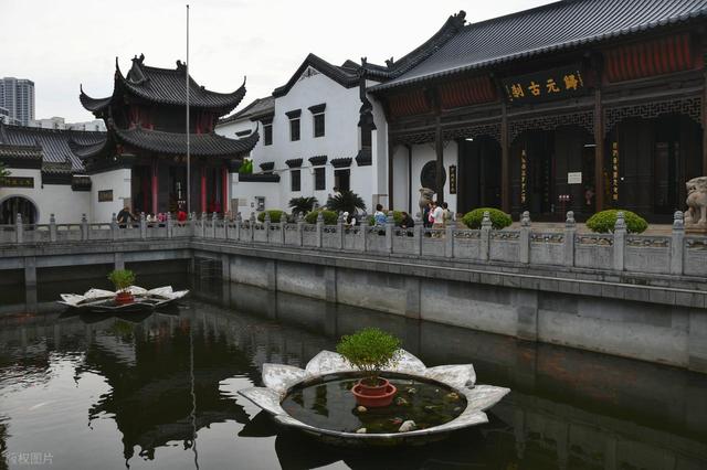 武汉这座“佛系”古寺，藏着罗汉的笑与江湖的魂，你打过卡了吗