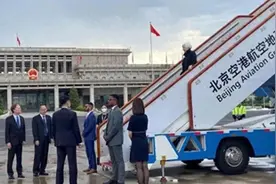 救美国就是救中国？中方终于抛弃一切幻想，8500亿美债售卖困难图片