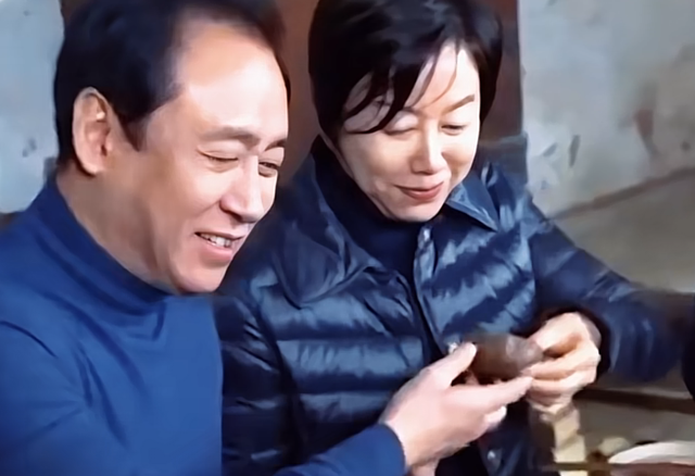 开始清算？逃到英国两年，许家印前妻再迎2大噩耗，儿子也遭牵连