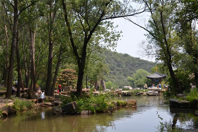 走进蒙山景区，感受夏日清凉...