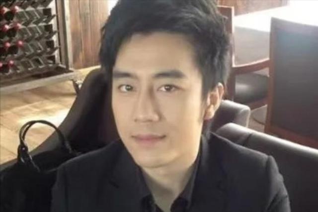 善恶终有报，曾经在求职节目里咄咄逼人的老板，如今竟沦落成这样