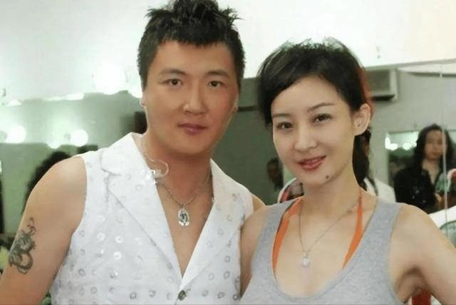 她，主持出身，一婚嫁老师，二婚嫁富二代，三婚嫁歌手，如今怎样