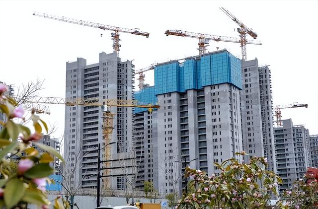 王健林的预言又准了！2026年的房价如何，已经出现4个迹象