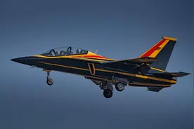 打破西方垄断，首次打入阿联酋！中国L15卖了30亿，歼-35才是大招图片