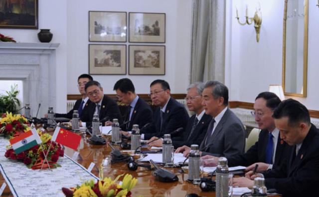 印度提出三项请求，中方爽快答应，王毅一句话令印度深受感慨，中印关系迎来积极信号