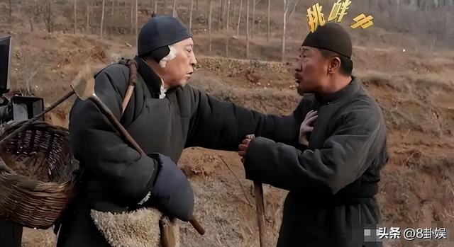 杨幂也没想到，《生万物》刚收官，林永健就走上另一条“上坡路”