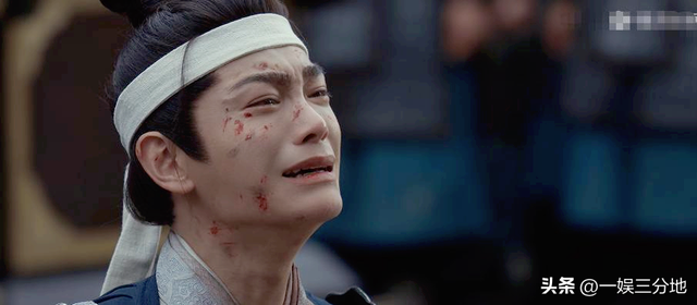 两个人连累整部剧？一个脸肿歪嘴一个表情呆，陈乔恩也救不了