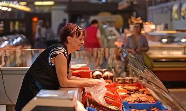 反击战全面打响！中方开始掀桌，27国同时收到通牒，事态已很严重