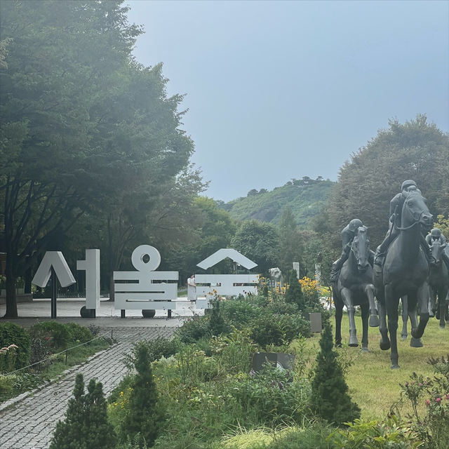 香港畸形的城市设计：大量民众在睡劏房，绿化却超过东京和首尔