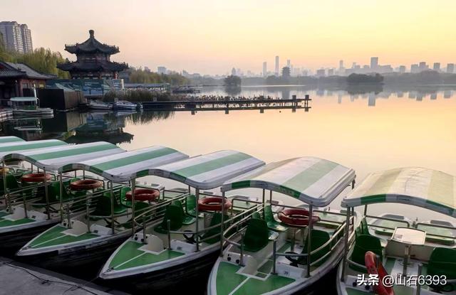 新华社原军事记者陶俊峰泉城美拍：《初冬大明湖晨曦美景》