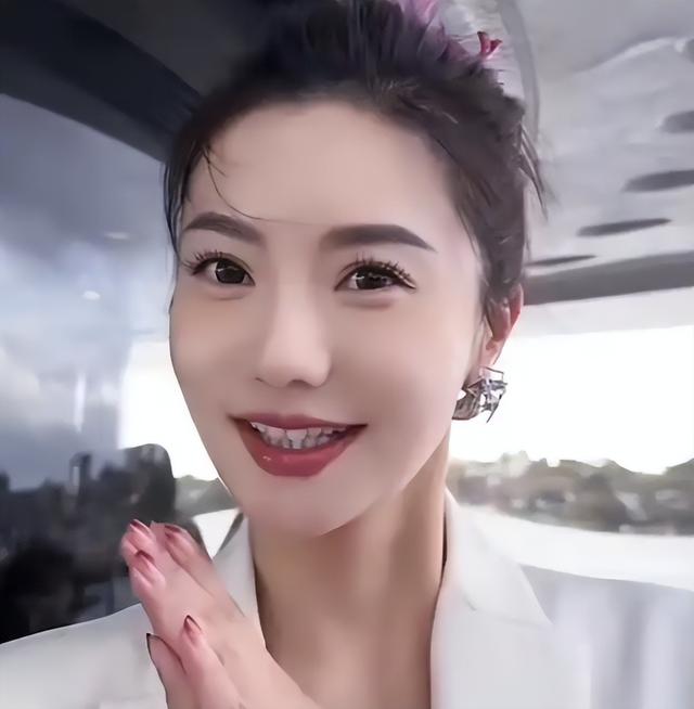 不是破产和孩子！前妻曝光与猴哥离婚真实原因，原来我们都被骗了