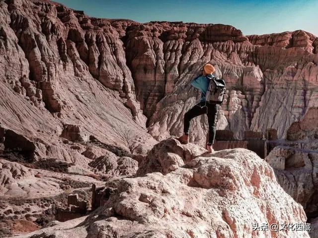 惊呆！西藏这个地方，一到秋天就美炸了！