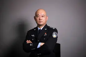 中国式现代化奋进者｜青浦老刑警追凶27年，破获多起陈年命案图片
