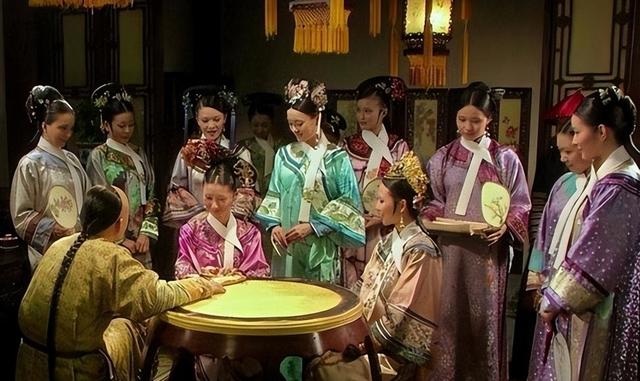 这才是清朝妃子被临幸的全过程，别再被电视剧骗了，真实是如何？