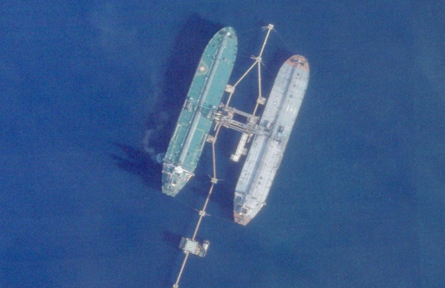 委内瑞拉致电中方后，油轮得到大批军舰护航，特朗普还是算漏一环