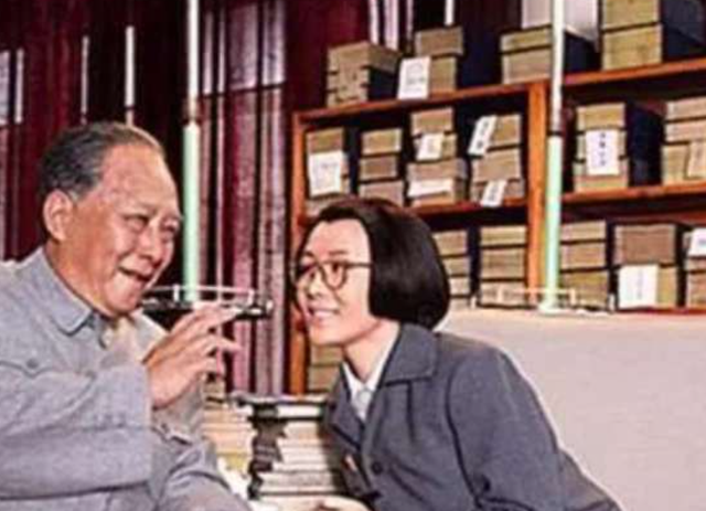 毛主席逝世后，他的机要女秘书神秘失踪，再见竟被关在“审讯室”