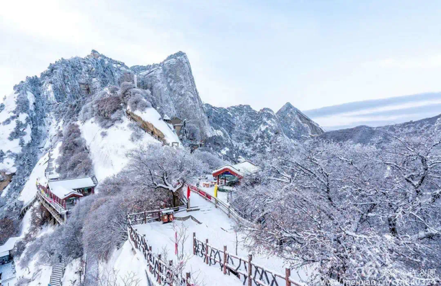 登华山之巅，赴一场日出之约
