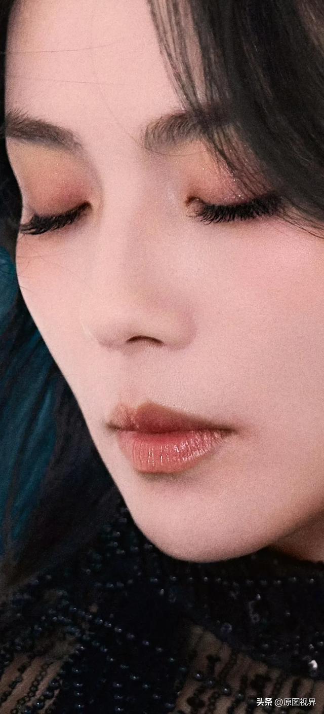 映照佳人——刘涛时尚写真大图